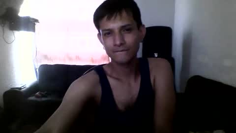 Snapshot of izmaelr chatting on 04-15-26, 07:58 Jonathan online show from 04-15-26, 07:58