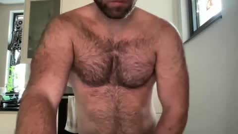 Izylduur online show from 10-14-25, 08:04