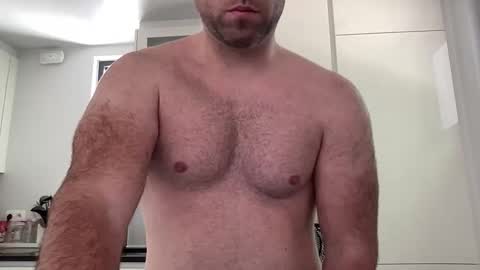 Izylduur online show from 05-22-26, 11:49