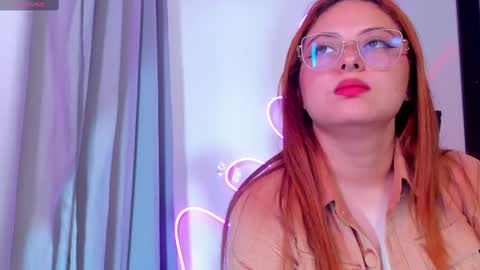 hot izys online show from 02-16-25, 07:05