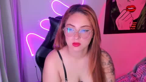 hot izys online show from 03-11-25, 07:04
