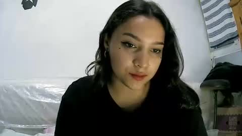 izzy_32 online show from 02-07-26, 02:54
