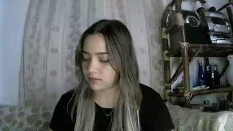 izzy_32 online show from 04-29-26, 07:56