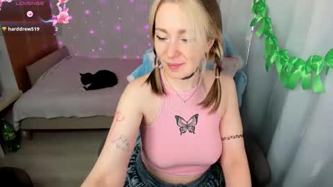  K A T E    I have great pvt hot shows with dildos shows in pantyhose I love to squirt fabulously online show from 04-14-26, 01:06