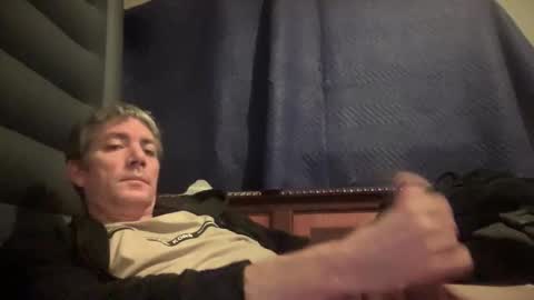 Snapshot of j32821 chatting on 01-18-26, 11:36 J32821 online show from 01-18-26, 11:36