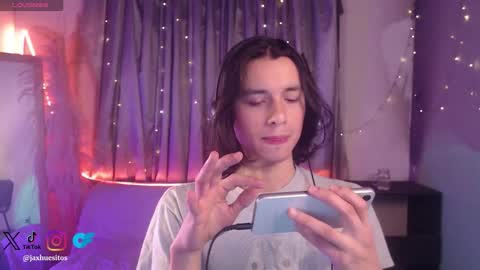 Hey im Jaxxxon check my info     online show from 01-19-26, 08:18