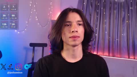 Snapshot of j_a_x_x_x_o_n chatting on 02-09-26, 03:16 Hey im Jaxxxon check my info online show from 02-09-26, 03:16