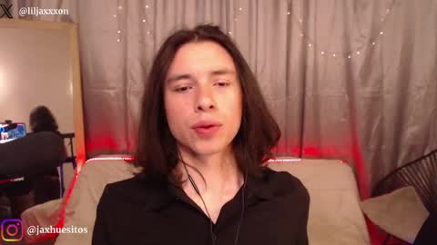 Hey im Jaxxxon check my info     online show from 05-19-26, 12:33