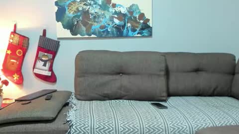 Calix  Independient model Insta and twt Calixsnake online show from 11-30-25, 11:53