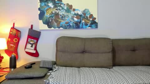 Calix  Independient model Insta and twt Calixsnake online show from 12-17-25, 05:19