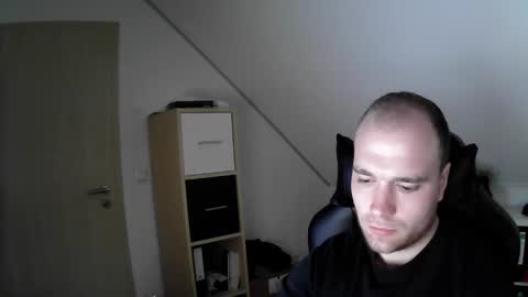 Snapshot of j_german783377 chatting on 11-13-25, 08:02 here4y online show from 11-13-25, 08:02