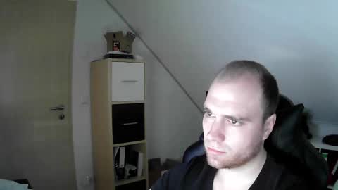 Snapshot of j_german783377 chatting on 12-21-25, 10:55 here4y online show from 12-21-25, 10:55