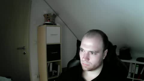 Snapshot of j_german783377 chatting on 12-22-25, 09:28 here4y online show from 12-22-25, 09:28