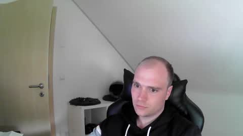 Snapshot of j_german783377 chatting on 04-12-26, 03:28 here4y online show from 04-12-26, 03:28