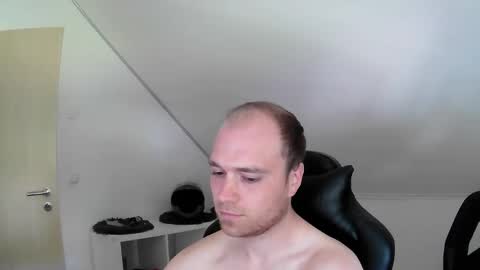 Snapshot of j_german783377 chatting on 05-09-26, 09:58 here4y online show from 05-09-26, 09:58