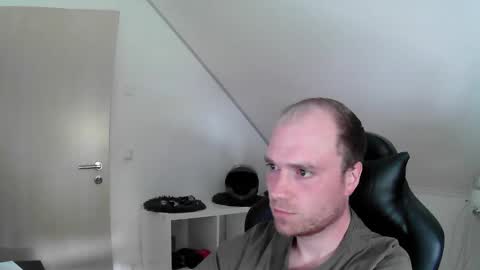 Snapshot of j_german783377 chatting on 05-16-26, 02:16 here4y online show from 05-16-26, 02:16