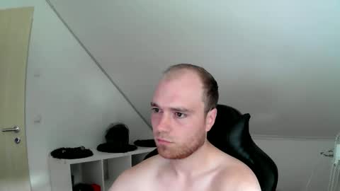 Snapshot of j_german783377 chatting on 06-06-26, 08:30 here4y online show from 06-06-26, 08:30