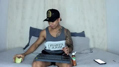 i am juan musiry independent model  online show from 02-12-25, 06:40