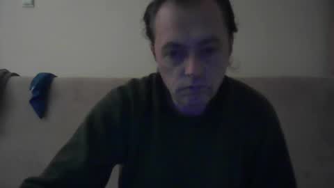 Tomek online show from 12-21-25, 03:19
