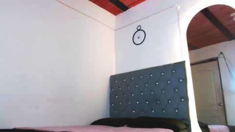 jaacob  online show from 11-11-25, 02:06