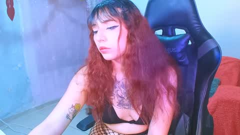 jade 18  online show from 01-25-25, 02:58