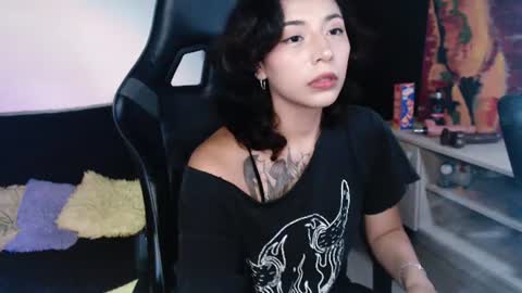 Snapshot of jaadee18 chatting on 06-29-26, 06:19 jade 18 online show from 06-29-26, 06:19
