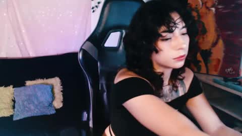 Snapshot of jaadee18 chatting on 08-02-26, 04:00 jade 18 online show from 08-02-26, 04:00