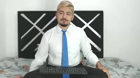 Jack online show from 10-15-25, 01:55