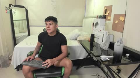 Snapshot of jack_castell chatting on 03-12-26, 11:22 JACK CASTELL online show from 03-12-26, 11:22