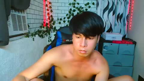 Snapshot of jack_collins69 chatting on 10-03-25, 03:25 JACK online show from 10-03-25, 03:25