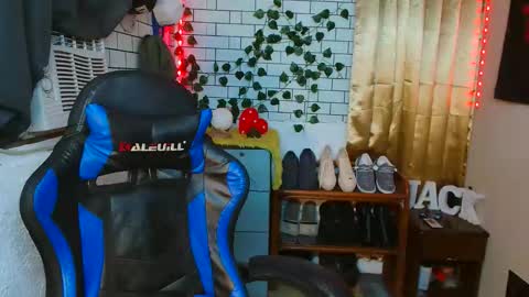 Snapshot of jack_collins69 chatting on 10-15-25, 12:00 JACK online show from 10-15-25, 12:00