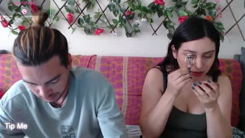 Jack and Emily online show from 11-28-25, 05:04