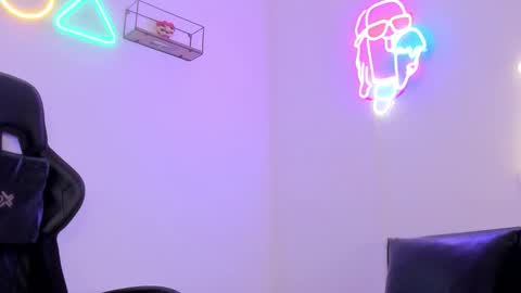 Snapshot of jack_noe chatting on 03-05-26, 04:52 jack_noe online show from 03-05-26, 04:52