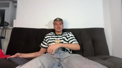 Snapshot of jack_norizz chatting on 11-03-25, 05:09 INDEPENDENT MODEL online show from 11-03-25, 05:09