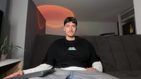 Snapshot of jack_norizz chatting on 11-23-25, 04:01 INDEPENDENT MODEL online show from 11-23-25, 04:01