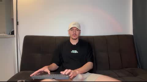 Snapshot of jack_norizz chatting on 01-12-26, 11:48 INDEPENDENT MODEL online show from 01-12-26, 11:48