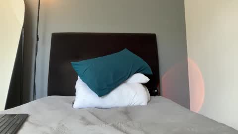 Snapshot of jack_norizz chatting on 03-14-26, 05:51 INDEPENDENT MODEL online show from 03-14-26, 05:51