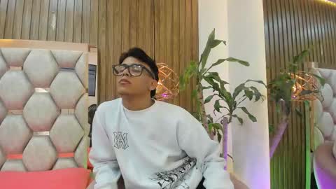 Snapshot of jack_sammy chatting on 12-01-25, 05:12 Jack online show from 12-01-25, 05:12