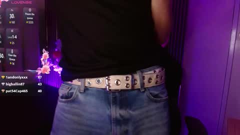 Snapshot of jack_tay1 chatting on 11-23-25, 11:54 Jack online show from 11-23-25, 11:54