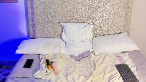 Jack White online show from 02-07-25, 10:29