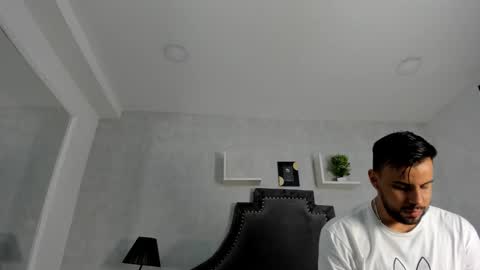 Jack White online show from 09-22-25, 04:36