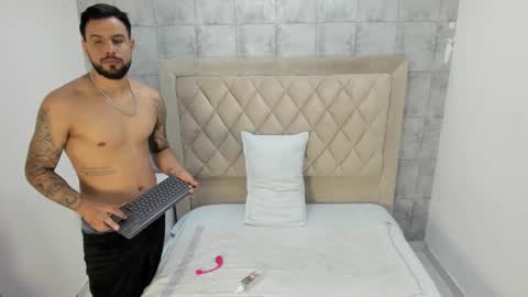 Jack White online show from 12-04-25, 08:39