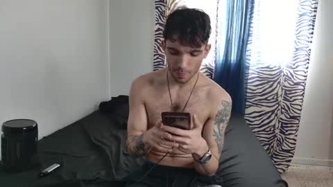 Snapshot of jackdesfeux chatting on 05-14-26, 04:58 Jack online show from 05-14-26, 04:58