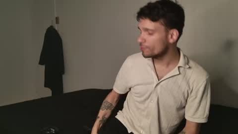 Snapshot of jackdesfeux chatting on 06-20-26, 05:43 Jack online show from 06-20-26, 05:43
