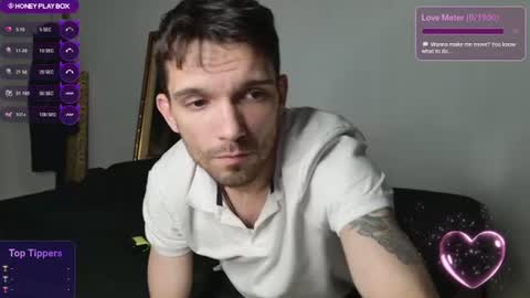 Snapshot of jackdesfeux chatting on 06-29-26, 01:45 Jack online show from 06-29-26, 01:45