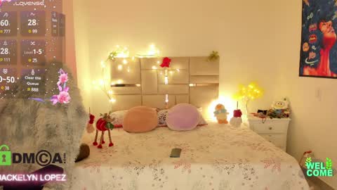 Snapshot of jackelyn_lopezz chatting on 12-30-24, 12:42 Jacky online show from 12-30-24, 12:42