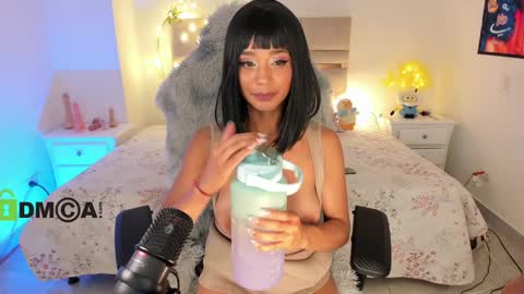 Snapshot of jackelyn_lopezz chatting on 01-08-25, 11:32 Jacky online show from 01-08-25, 11:32