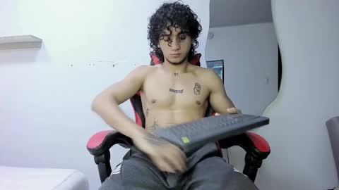 Jackes Taylor online show from 11-14-25, 04:55