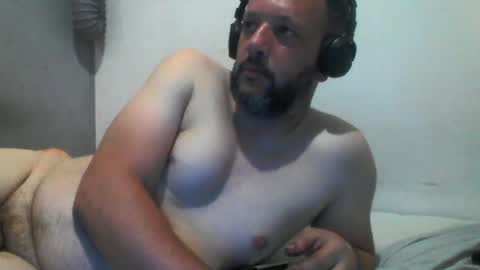 Snapshot of jackggj chatting on 06-14-26, 08:11 jackggj online show from 06-14-26, 08:11