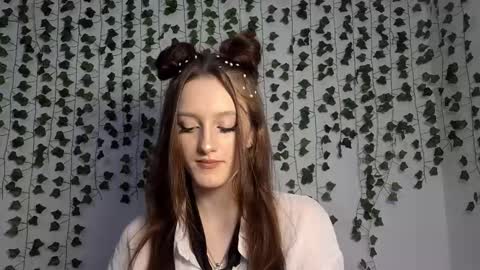 Snapshot of jackkading chatting on 02-10-26, 12:31 Lisa online show from 02-10-26, 12:31